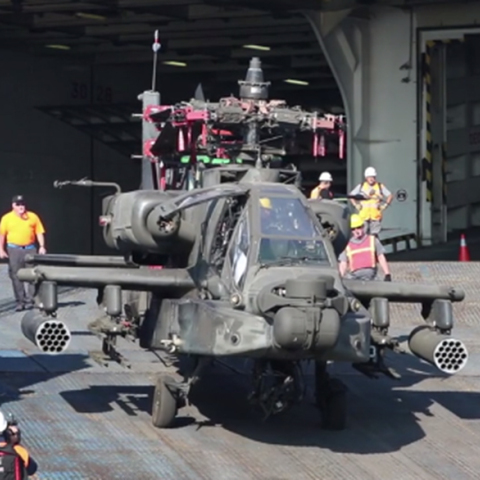 Αμερικανικά ελικόπτερα στον Βόλο 