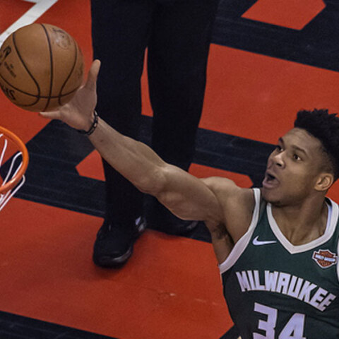 giannis3.jpg
