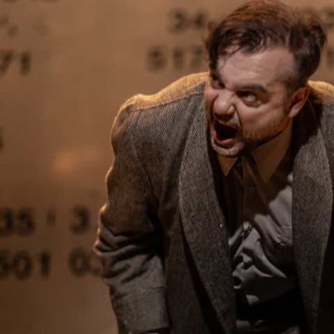 Ρίττερ, Ντένε, Φος