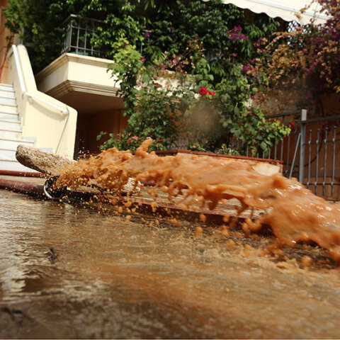 Πλημμύρες στη Μάνδρα 