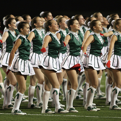 high-school-drill-team-1577440_1920.jpg