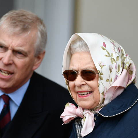 Πρίγκιπας Άντριου, Βασίλισσα Ελισάβετ Β'