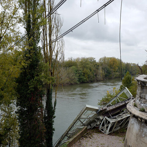 Κατάρρευση γέφυρας στην πόλη Τουλούζ - Δύο νεκροί