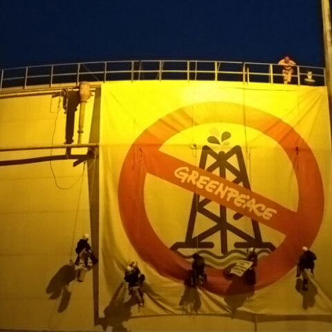 greenpeace-aspropyrgos-elpe.jpg