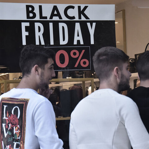 black-friday1