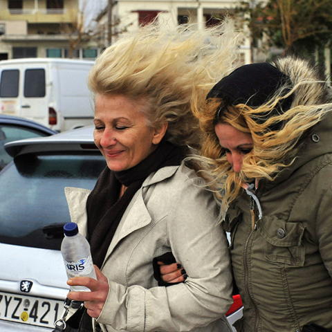 Κακοκαιρία στην παραλία της Κορίνθου 