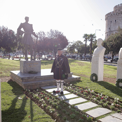 Προτομές μακεδονομάχων 