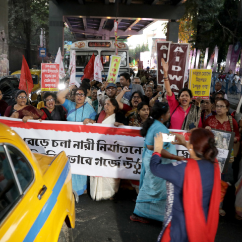 india-rapes-protesting