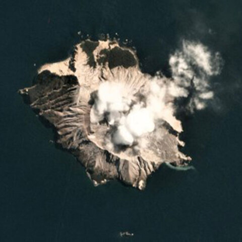 volcano-satelite-new-zealand.jpg