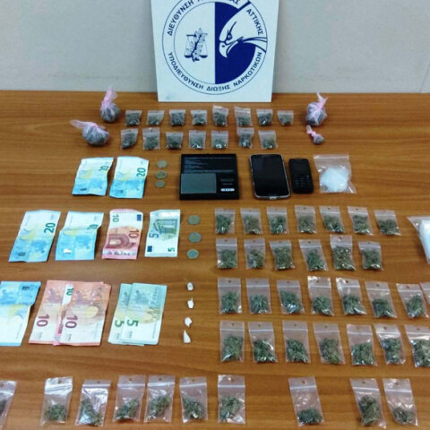 Συλλήψεις για κάνναβη και κοκαΐνη στα Εξάρχεια