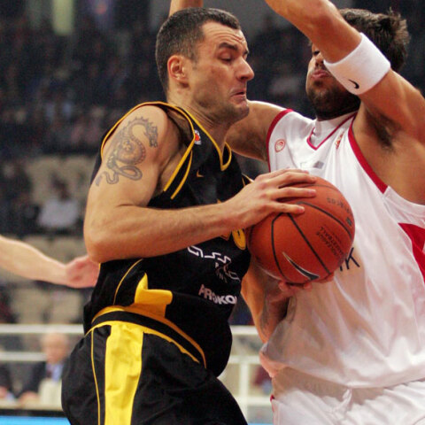 Μίλαν Γκούροβιτς