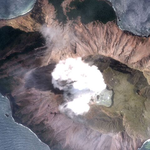 Η νήσος Γουάιτ στη Νέα Ζηλανδία, όπου έχασαν τη ζωή τους τουρίστες έπειτα από έκρηξη ηφαιστείου