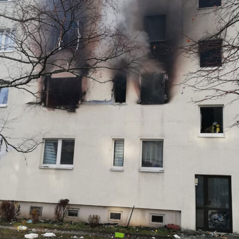 Ισχυρή έκρηξη σε συγκρότημα κατοικιών στην πόλη Μπλάκενμπουργκ