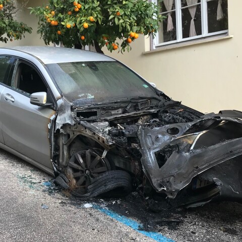 Εμπρησμός αυτοκινήτων στο Κολωνάκι