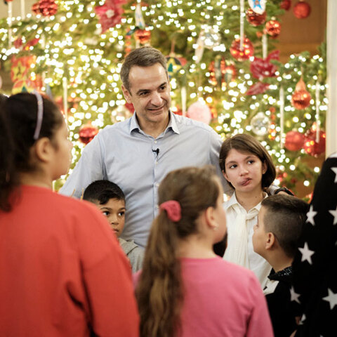 mitsotakis1-kivotos1