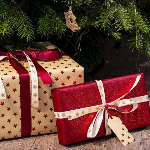 gifts-3835455_960_720