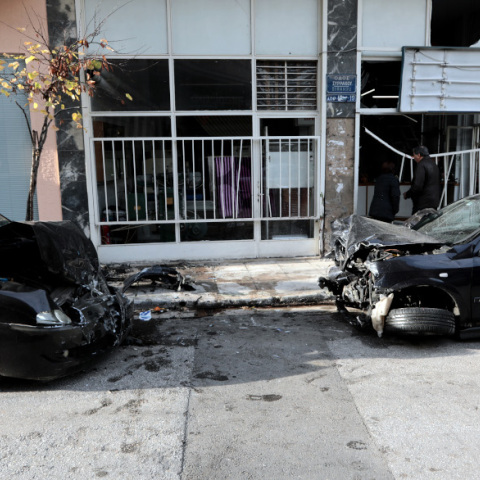 aytokinhto-kolonos-atyxima