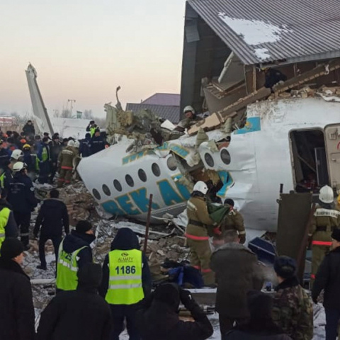 kazakhstan-planecrush2