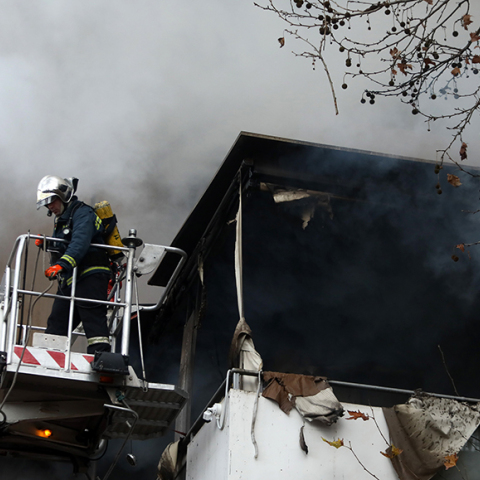 Πυρκαγιά σε πολυκατάστημα στον Χολαργό