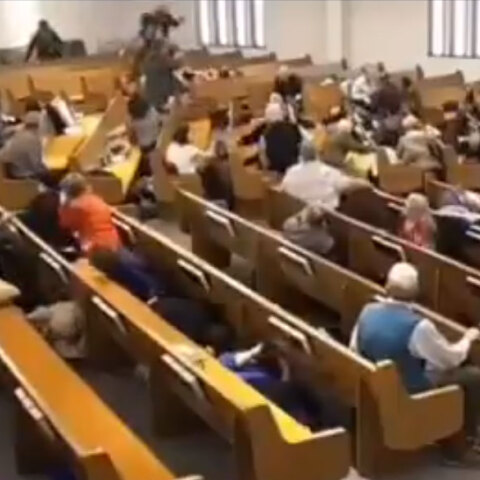 Τέξας: Ένοπλος ανοίγει πυρ και σκοτώνει πιστούς σε εκκλησία