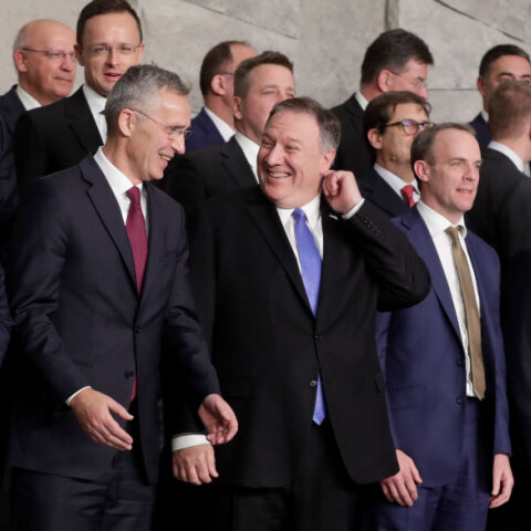 Γενς Στόλτενμπεργκ και Μάικ Πομπέο