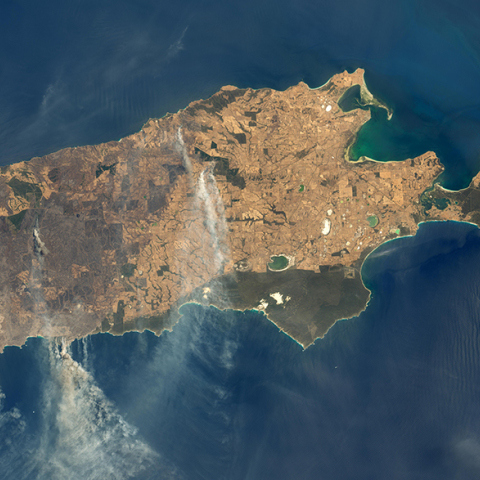 Δορυφορική εικόνα των πύρινων μετώπων της Αυστραλίας 