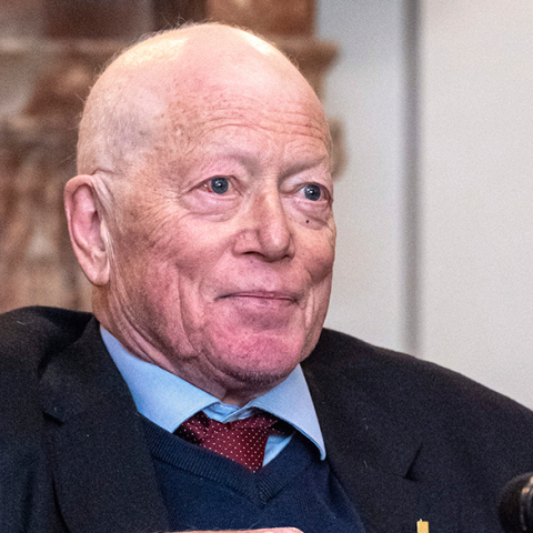 Σερ Ρότζερ Σκράτον