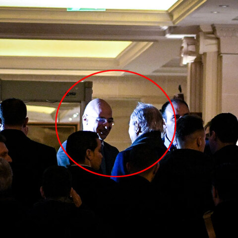 Στην Αθήνα ο Λίβυος στρατάρχης Χαλίφα Χάφταρ - Τον υποδέχτηκε ο Νίκος Δένδιας