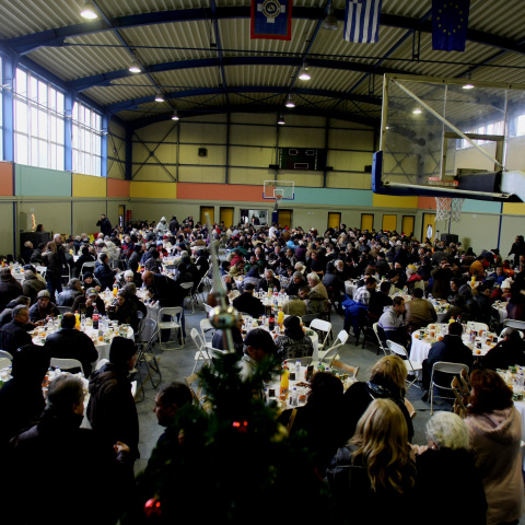 Η Pfizer Hellas Band έντυσε μουσικά το πρωτοχρονιάτικο γεύμα αγάπης του ΚΥΑΔΑ