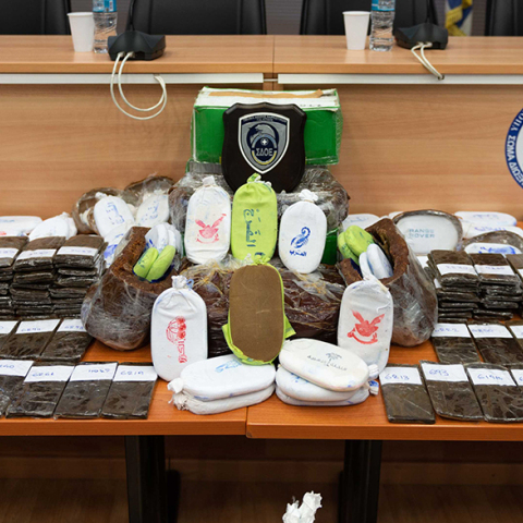 «Μπλόκο» σε μεγάλη ποσότητα κάνναβης 