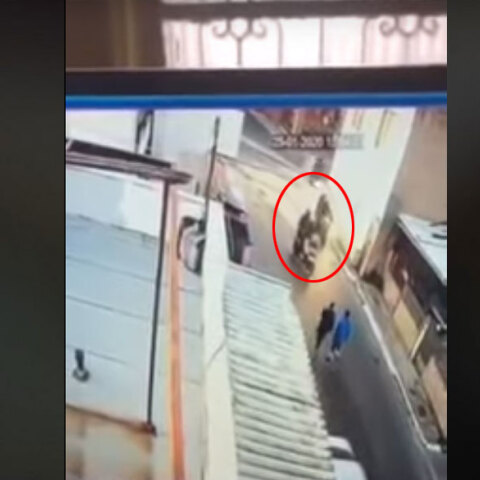 «Άφαντος» ο αστυνομικός που χτύπησε στο πρόσωπο τον 11χρονο στο Μενίδι