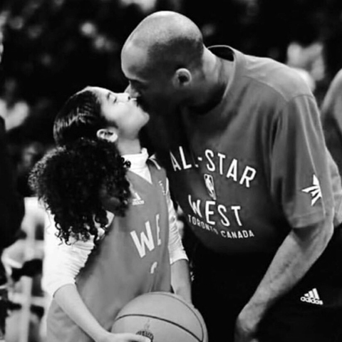 Κόμπι Μπράιαντ και Τζίτζι 