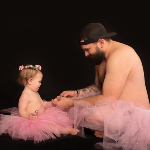 dad-daughter-tutu-photoshoot-jenn-floyd-photography-6-5e32cbc723db5_700_1.jpg