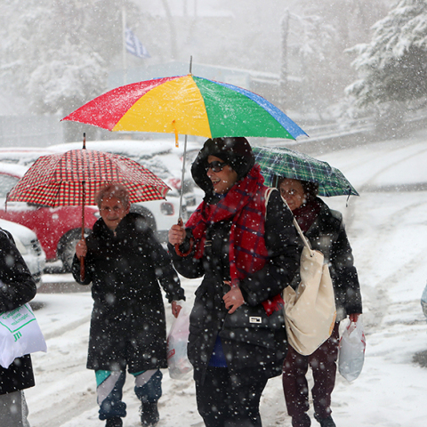 Χιόνια στα προάστια της Θεσσαλονίκης