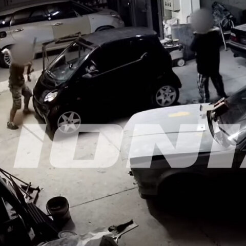 Πάτρα: Η στιγμή της συμπλοκής στο φανοποιείο που είχε ως αποτέλεσμα να σκοτωθεί ένας 41χρονος