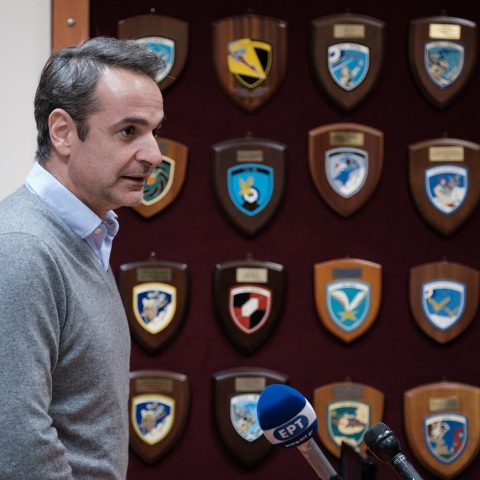 Κυριάκος Μητσοτάκης, 115 Πτέρυγα Μάχης, Κρήτη