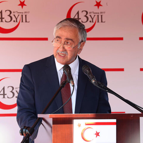 Μουσταφά Ακιντζί