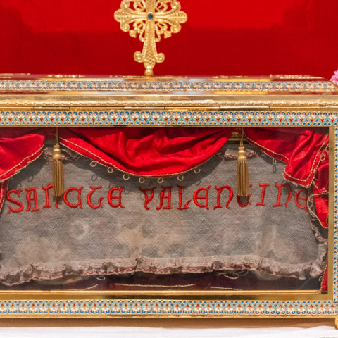 agios valentinos leipsana plateia viktorias