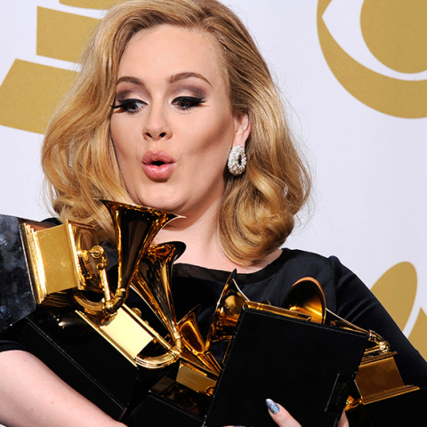 Η Adele πριν χάσει τα 44 κιλά