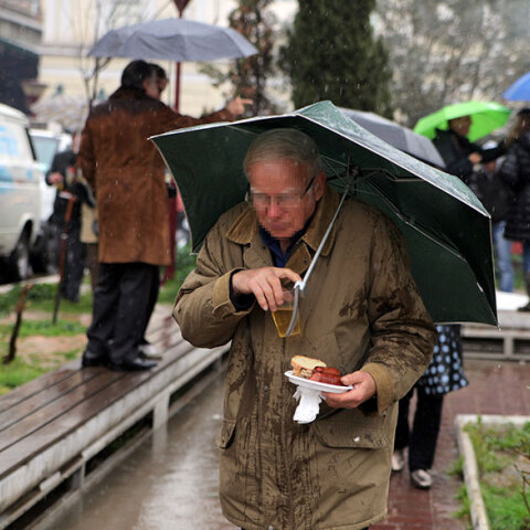 Βροχερή Τσικνοπέμπτη