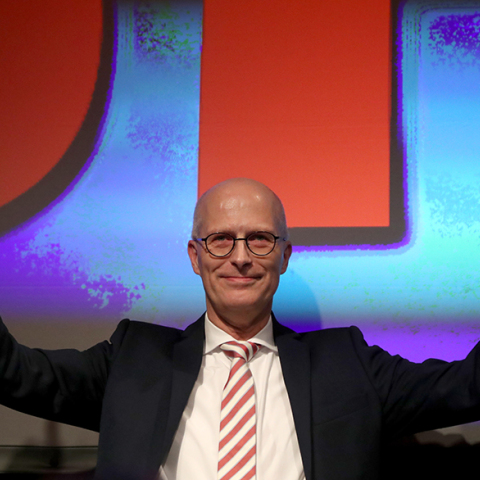 Πανηγυρίζει στο Αμβούργο το SPD