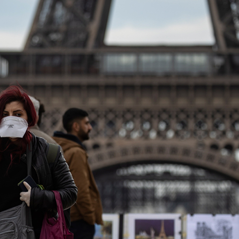 Στο Παρίσι το πρώτο θύμα του κοροναϊού