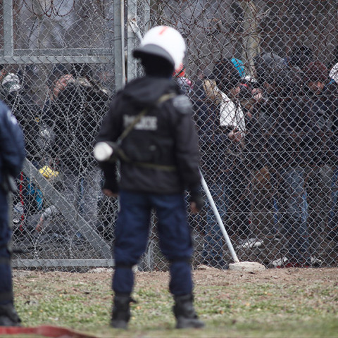 Έβρος. Πρόσφυγες και μετανάστες στα σύνορα