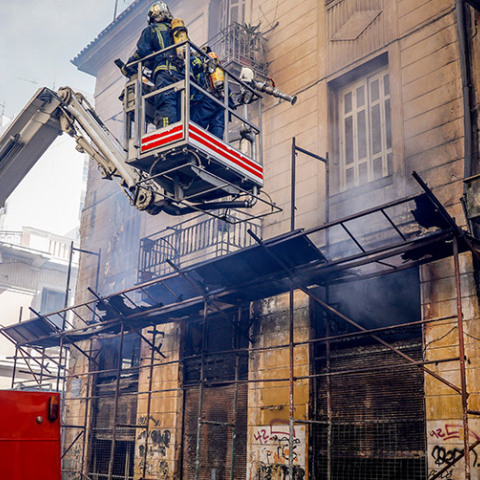 Πυρκαγιά σε ακατοίκητο κτίριο στην Αθήνα 