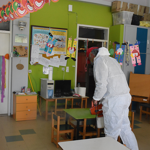 Προληπτικές απολυμάνσεις στα σχολεία