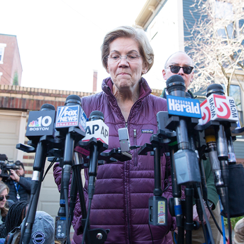 Ελίζαμπεθ Γουόρεν