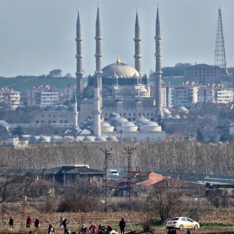 ΠΑΡΑΤΕΤΑΓΜΕΝΕΣ ΑΣΤΥΝΟΜΙΚΕΣ ΣΤΡΑΤΙΩΤΙΚΕΣ ΔΥΝΑΜΕΙΣ ΣΥΝΟΡΙΑΚΟΣ ΦΡΑΧΤΗΣ ΚΑΣΤΑΝΙΕΣ ΕΒΡΟΣ ΣΥΝΟΡΑ ΜΕΤΑΝΑΣΤΕΣ ΠΡΟΣΦΥΓΕΣ ΠΡΟΣΦΥΓΙΚΟ ΠΡΟΣΦΥΓΙΚΗ ΚΡΙΣΗ