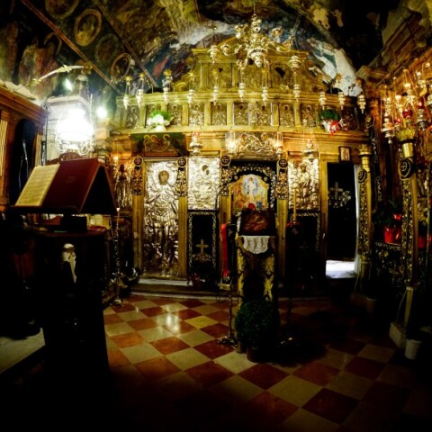 Εκκλησία κορωνοϊός