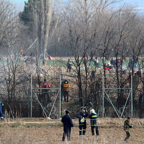 Ένταση με μετανάστες στα σύνορα με τον Έβρο