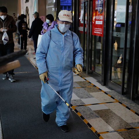 Σε καραντίνα όσοι φθάνουν στο Πεκίνο από το εξωτερικό